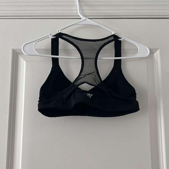 Pink by Victorias Secret push up sports bra - Picture 2 of 4